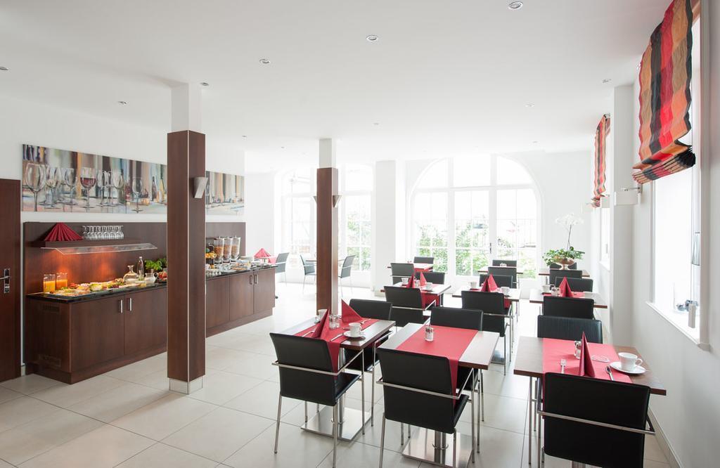וונסטורף Hotel Am Burgmannshof מראה חיצוני תמונה
